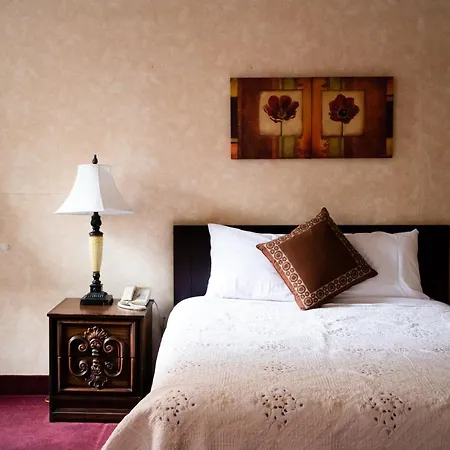 Royal Inn&Suites at Guelph Extérieur photo